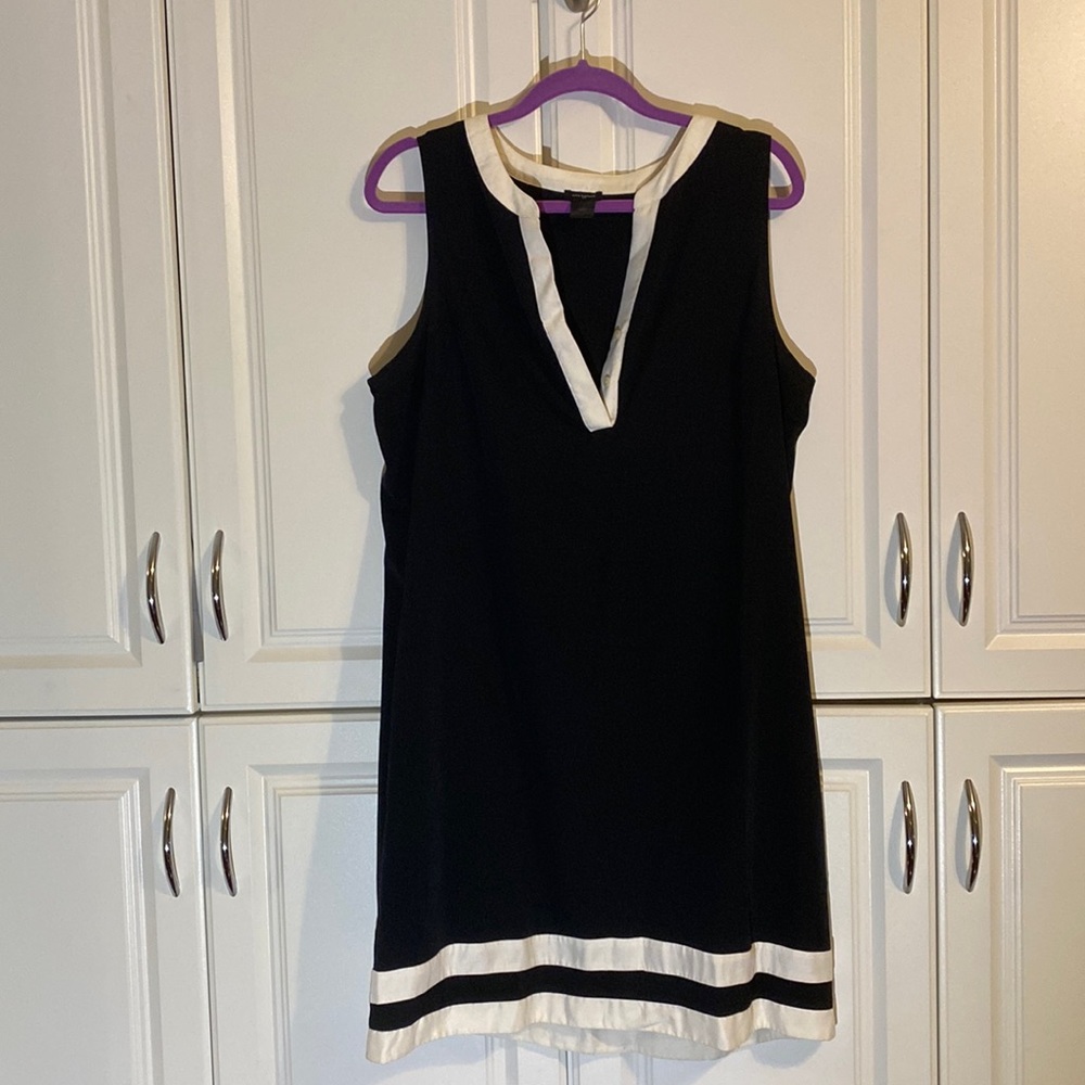 Ann Taylor black and white dress